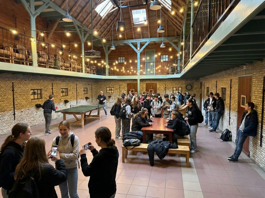 De Oorsprong Binnenplaats Schoolkamp Middelbare School (1)